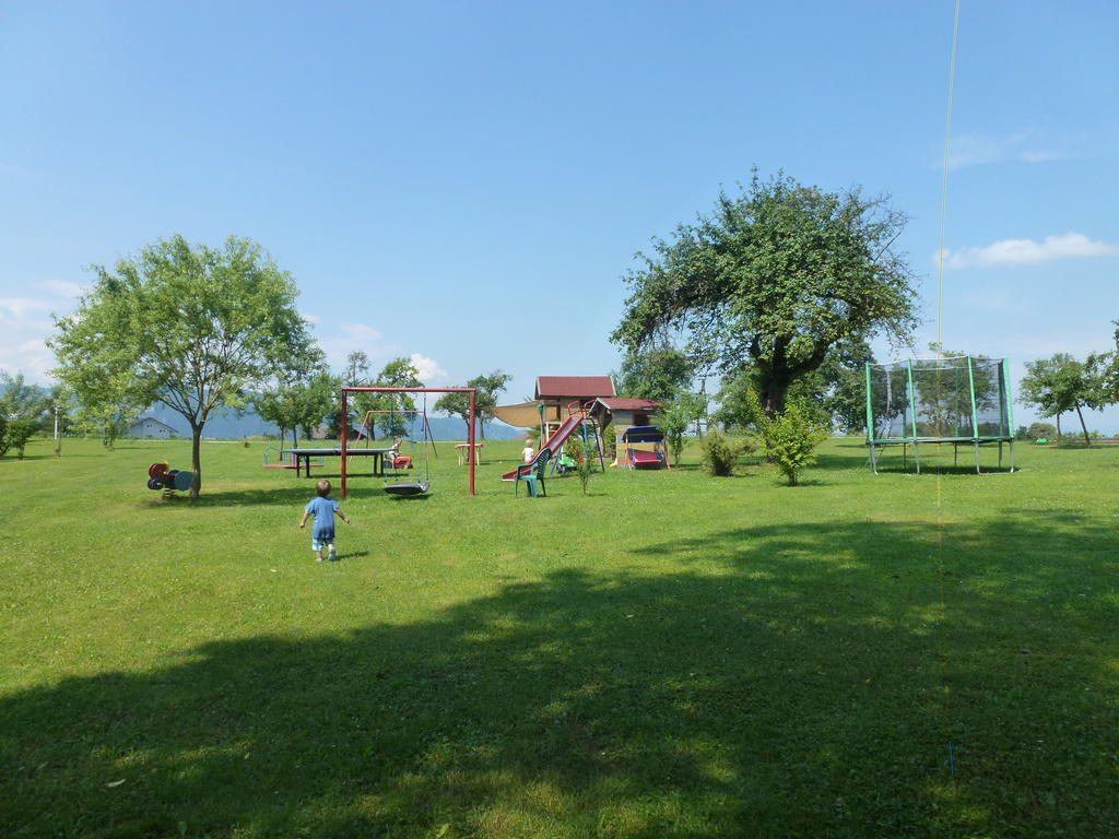 Appartement Landhaus Felsenkeller Sankt Kanzian am Klopeiner See ภายนอก รูปภาพ