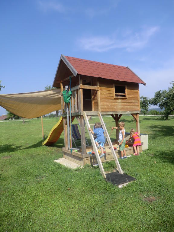 Appartement Landhaus Felsenkeller Sankt Kanzian am Klopeiner See ภายนอก รูปภาพ