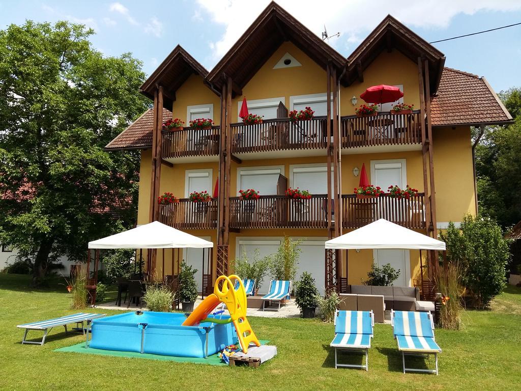 Appartement Landhaus Felsenkeller Sankt Kanzian am Klopeiner See ภายนอก รูปภาพ