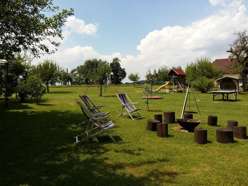 Appartement Landhaus Felsenkeller Sankt Kanzian am Klopeiner See ภายนอก รูปภาพ